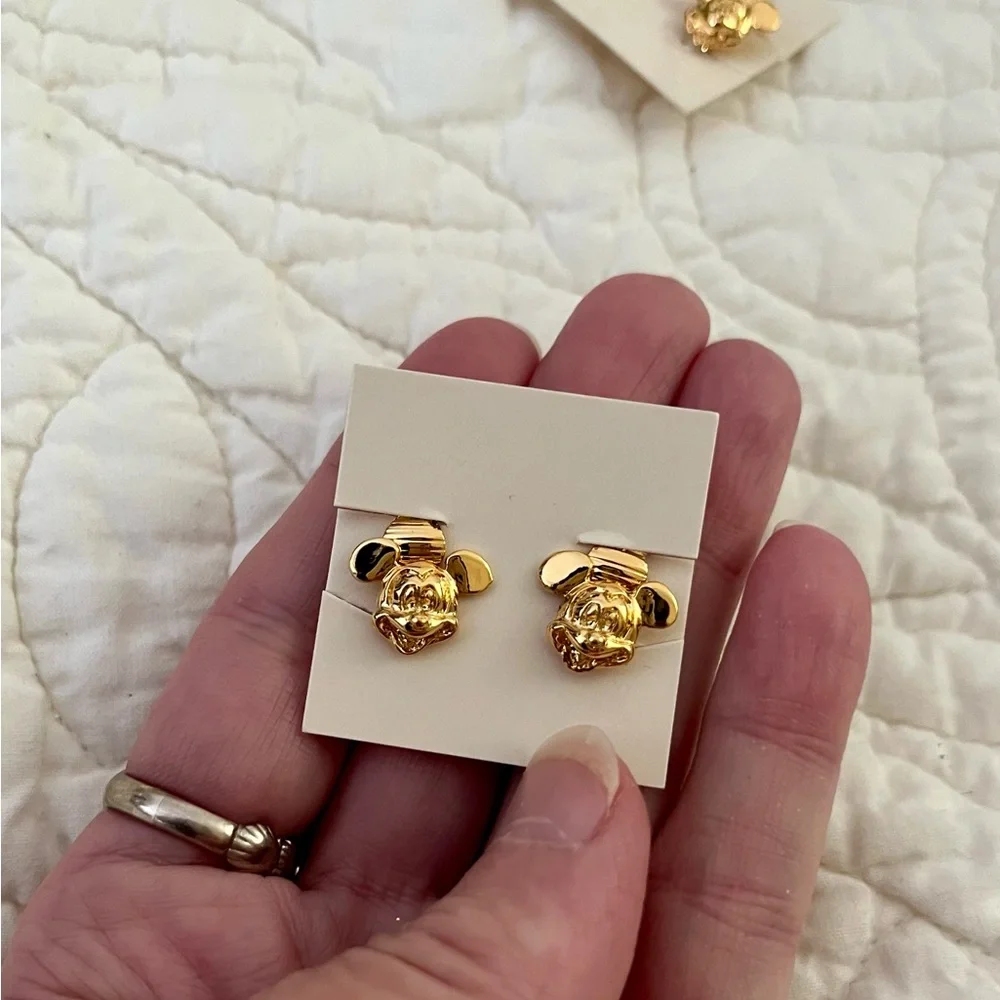 NIB vintage 1990 Avon Mickey Mouse clip on earrings set of 6 pairs party favors